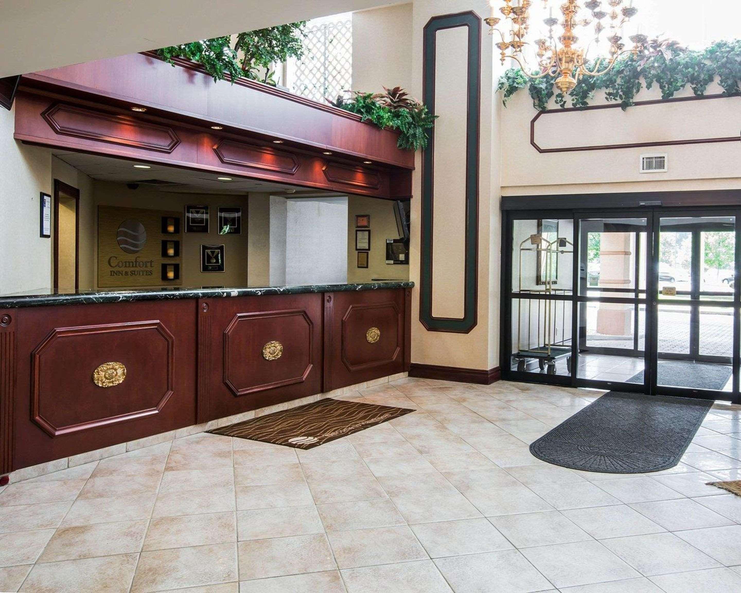 Holiday Inn Express & Suites Hawthorne - Elmsford North By Ihg Exterior foto
